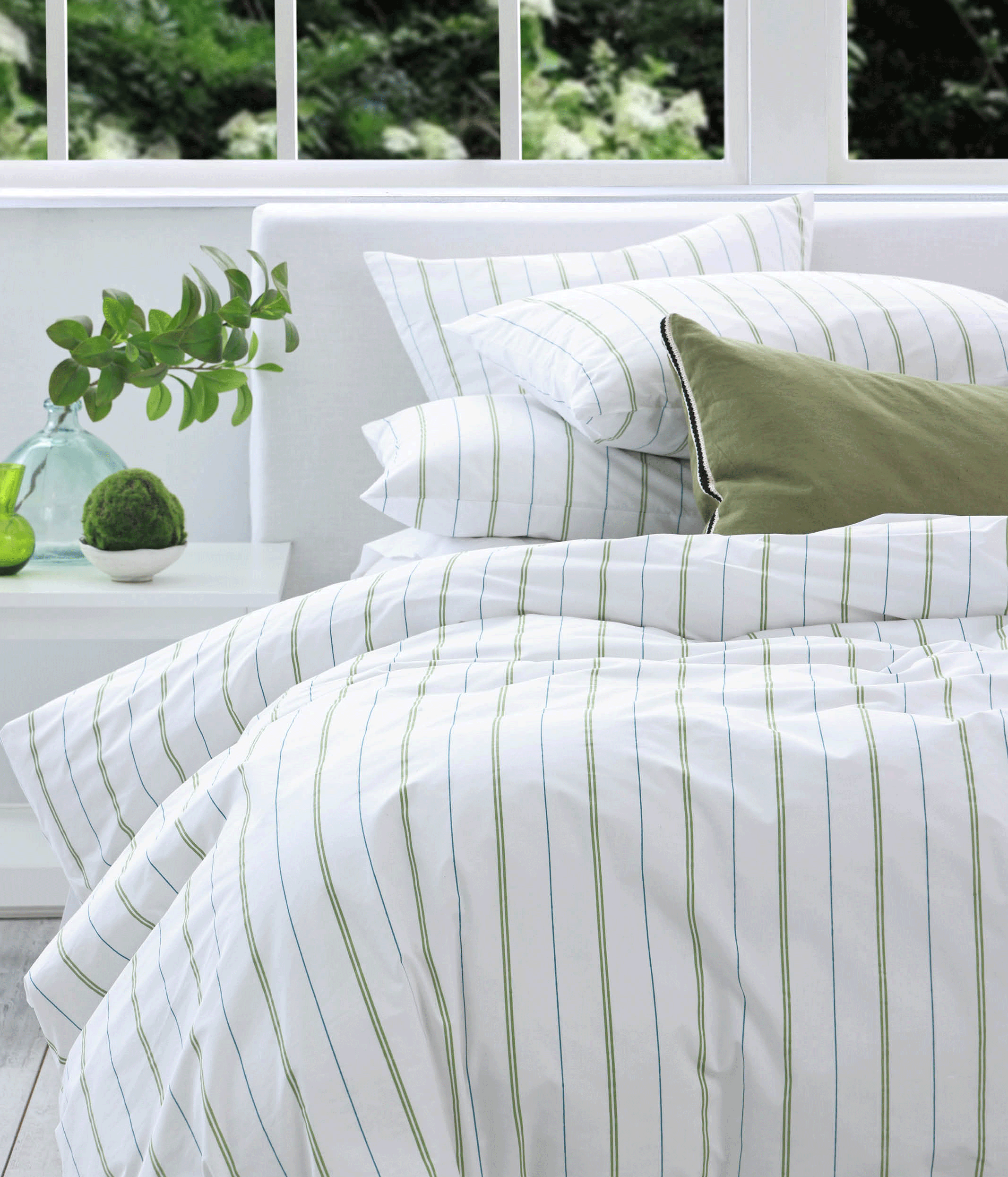 Freddie Reversible Duvet Set