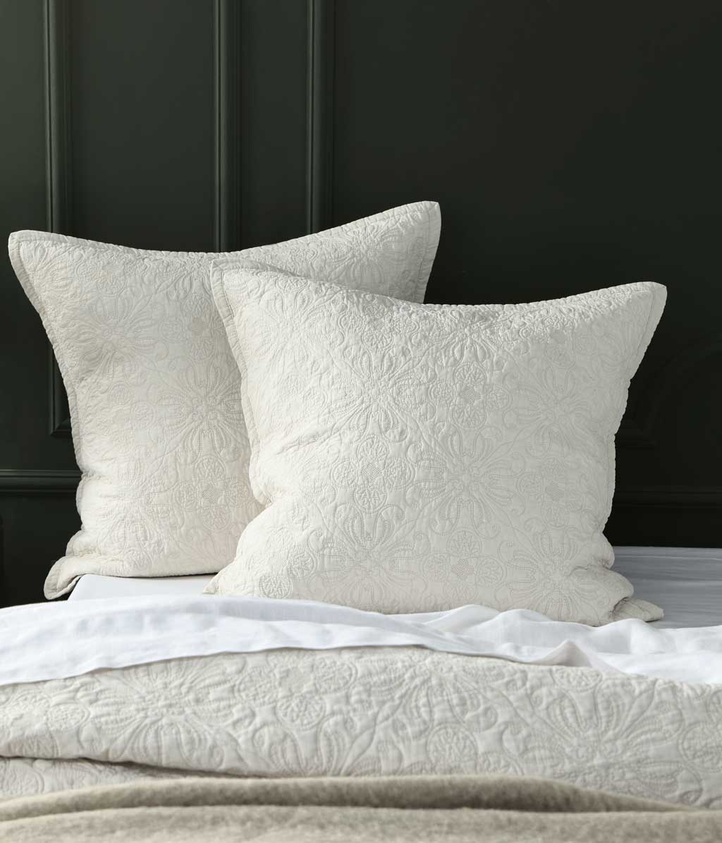 Hawthorne Quilted Euro Set Ivory