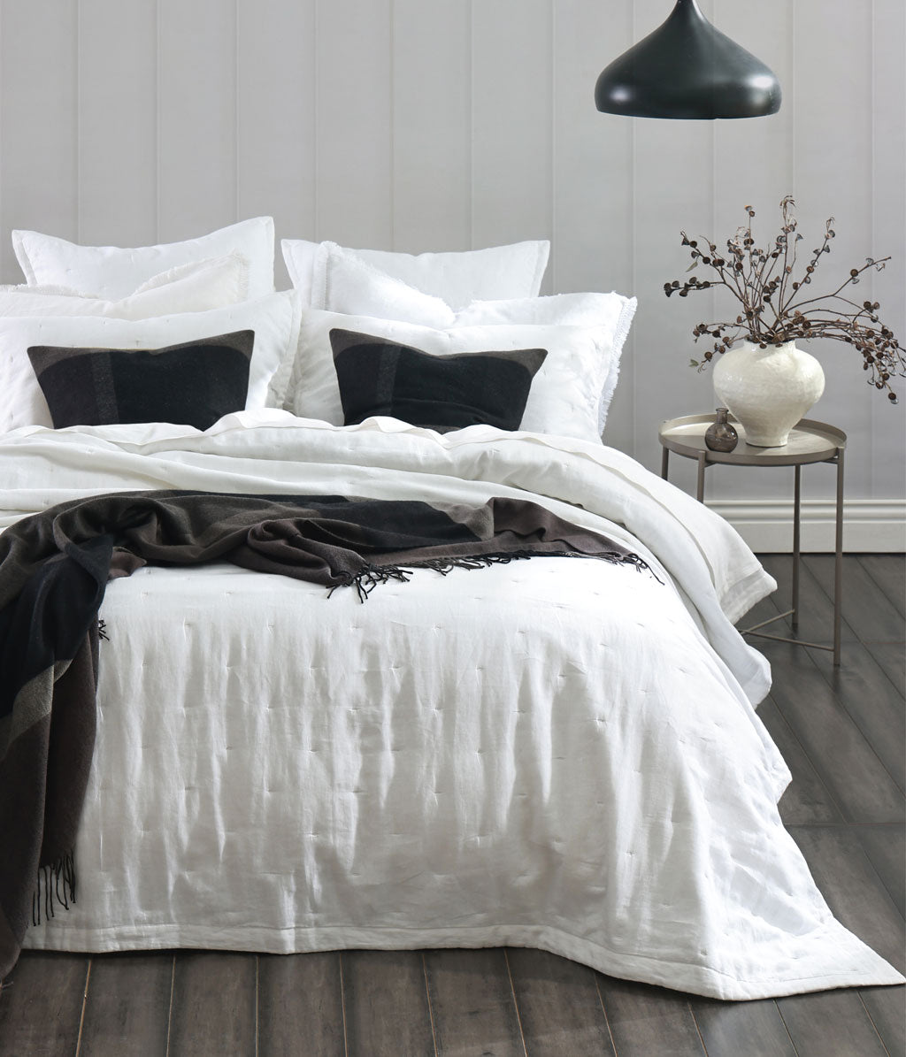 Laundered Linen Bedspread Set White