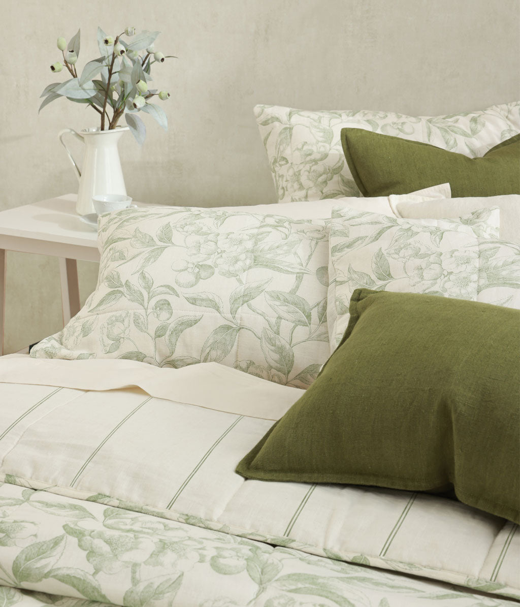 Verdun Bedspread Set