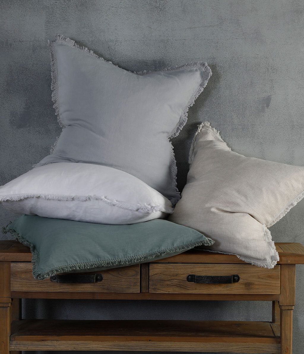 Laundered Linen Tassel Euro Set White