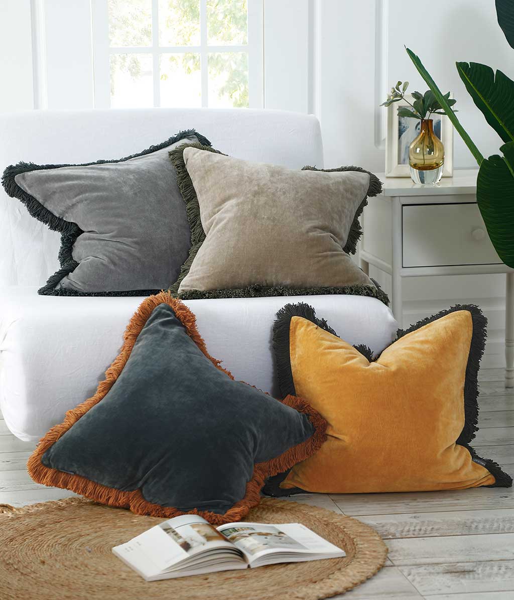Sabel Cushion Grey/Charcoal