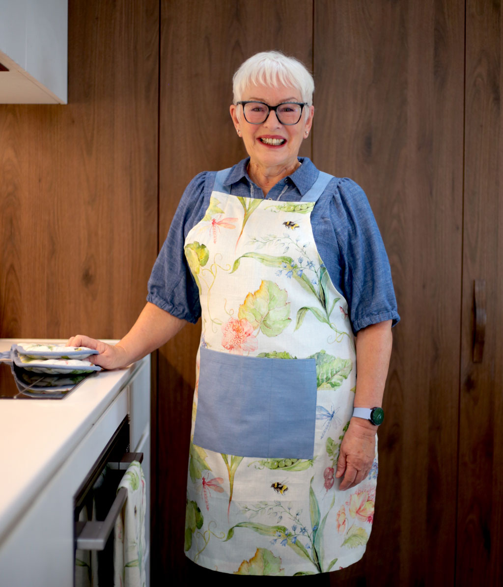 Essie Apron