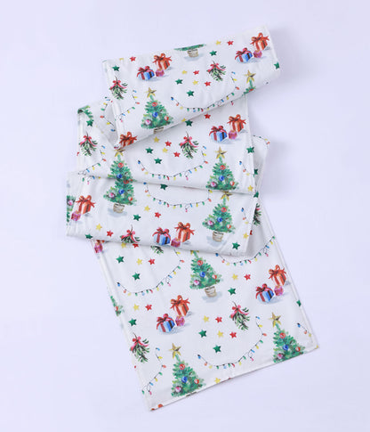 Feliz Navidad Table Runner