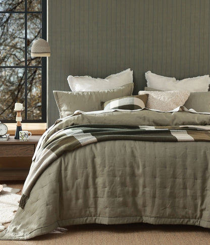 Laundered Linen Bedspread Set Olive