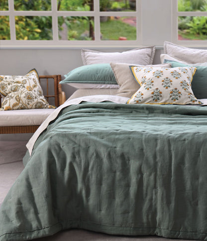 Laundered Linen Bedspread Set Seagrass
