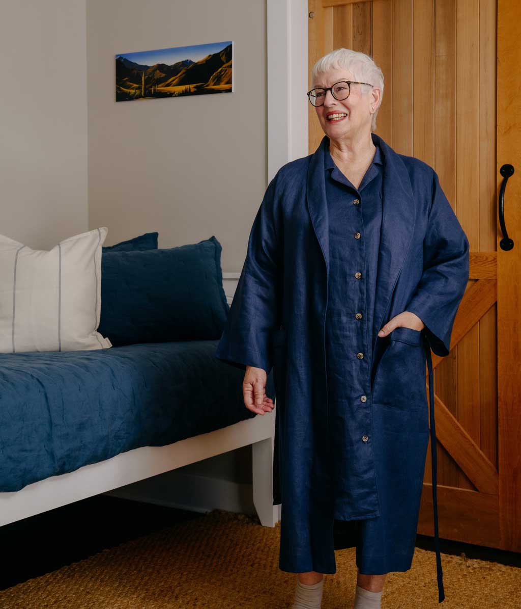 Linen Robe Navy | M.M Linen