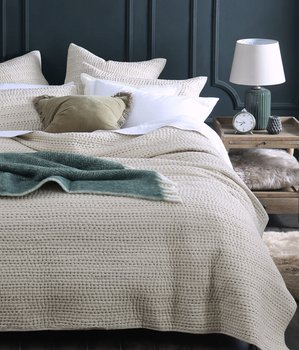 Loom Coverlet Set Oat