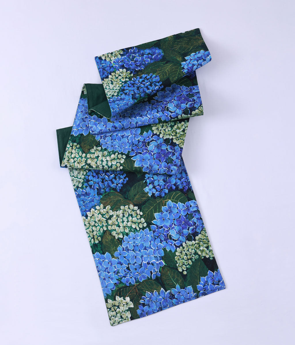 Matilda Table Runner