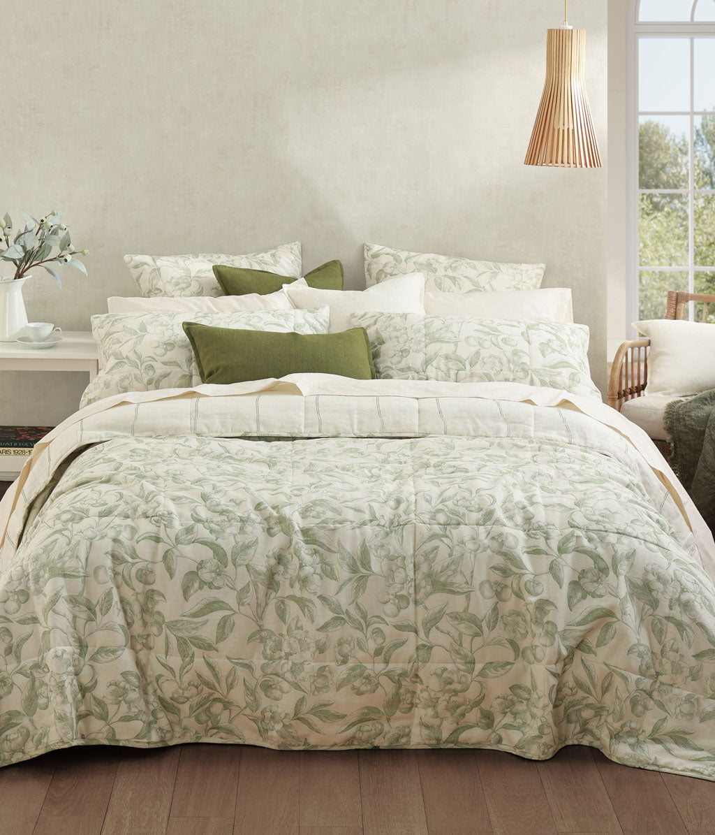 Verdun Bedspread Set