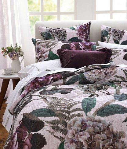 Heidi Bedspread Set