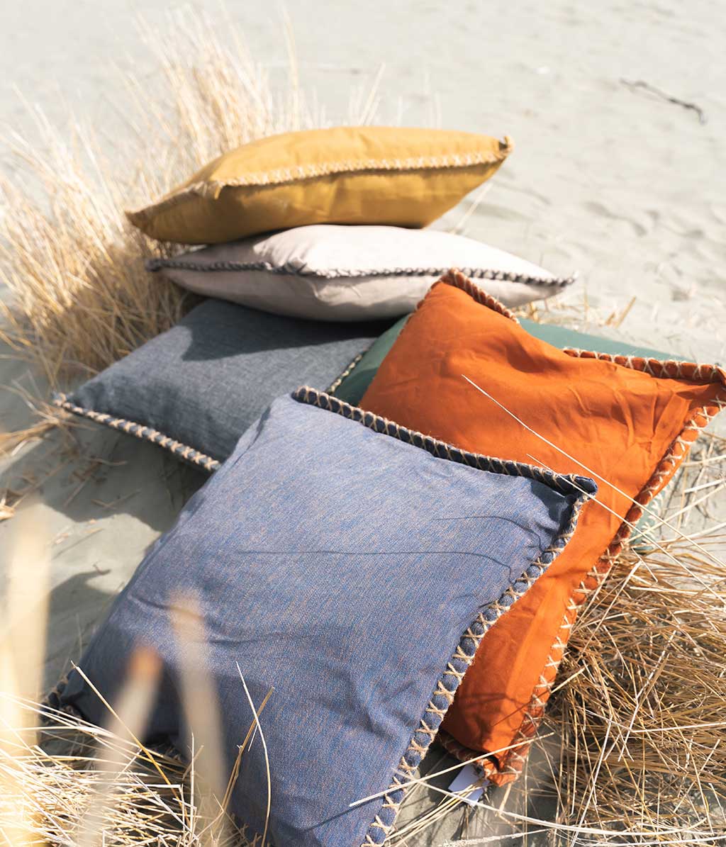 Kalo Outdoor Cushion  Charcoal