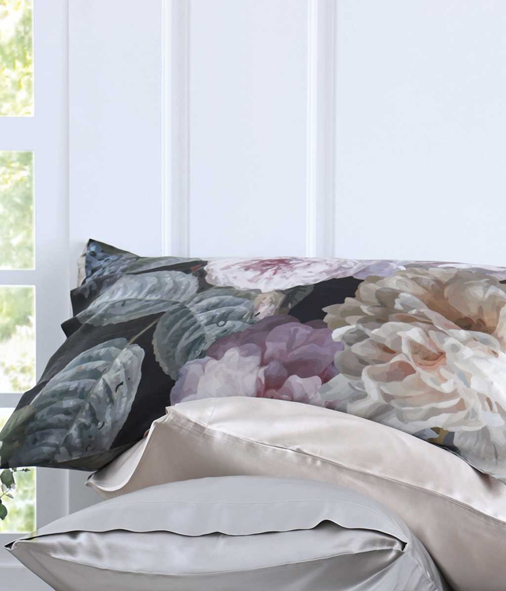 Silk Pillowcover Floz