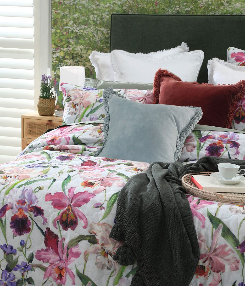 Delilah Bedspread Set