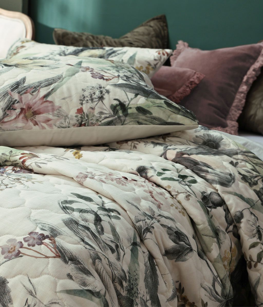 Etoile Bedspread Set