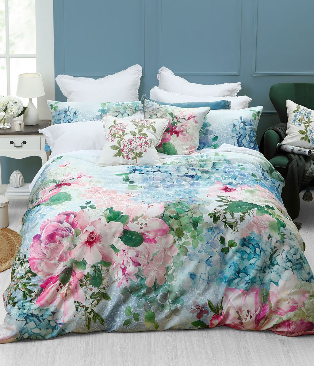 Delf Duvet Set