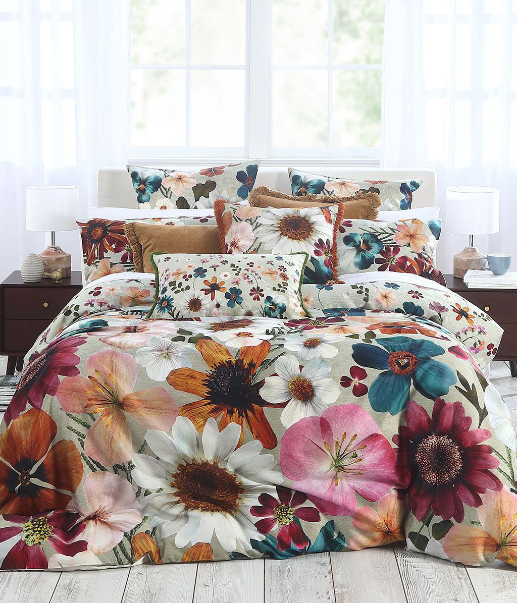 Flowerbed Duvet Set