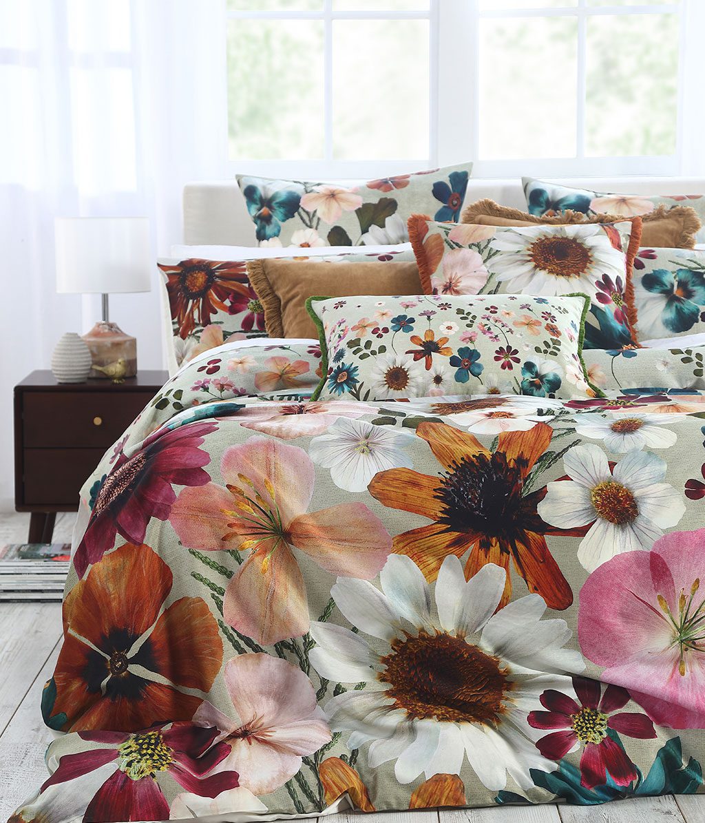 Flowerbed Duvet Set