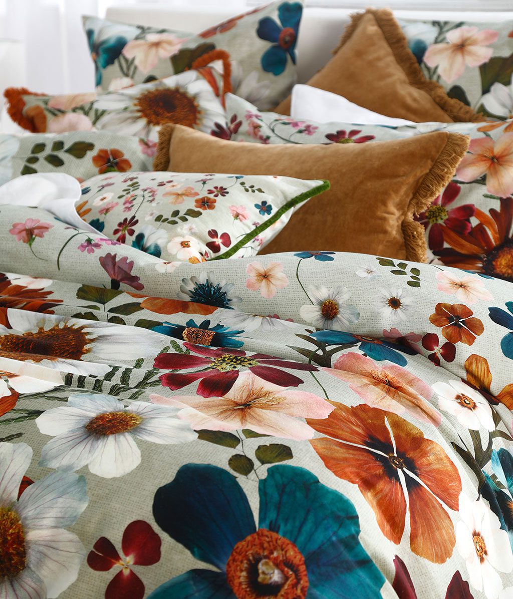 Flowerbed Duvet Set