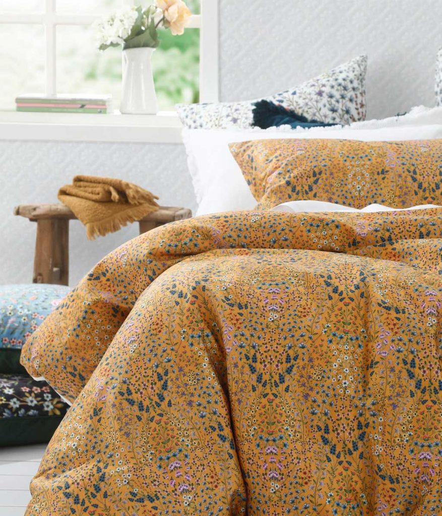 Hattie Duvet Set Gold