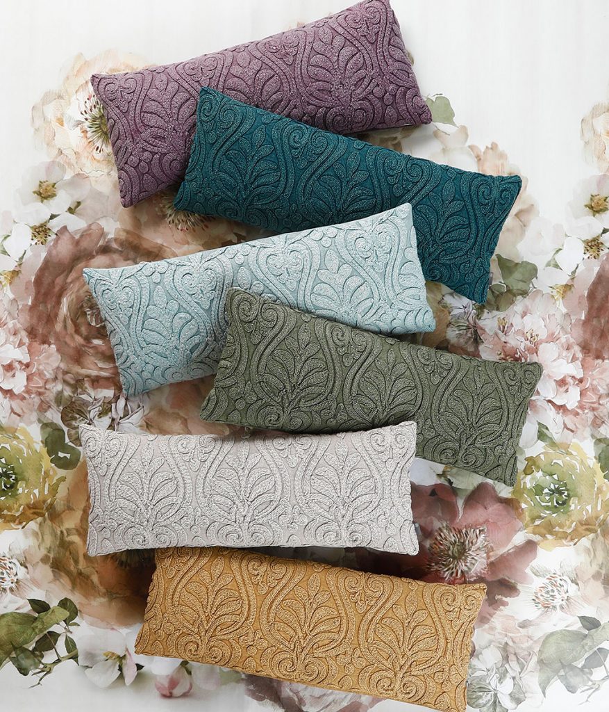 Malta Cushion Plum