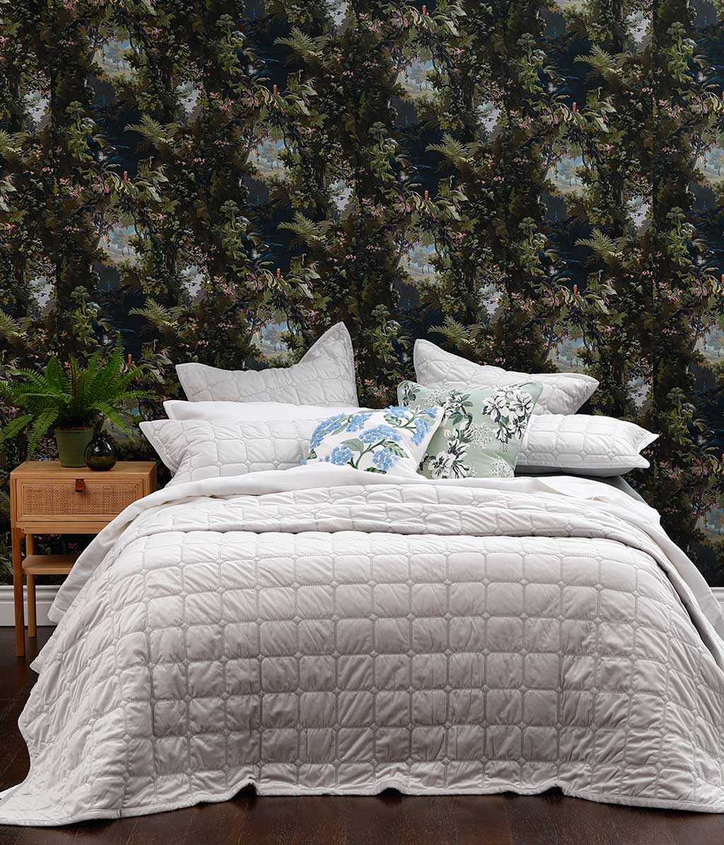 Meeka Comforter Set Pewter