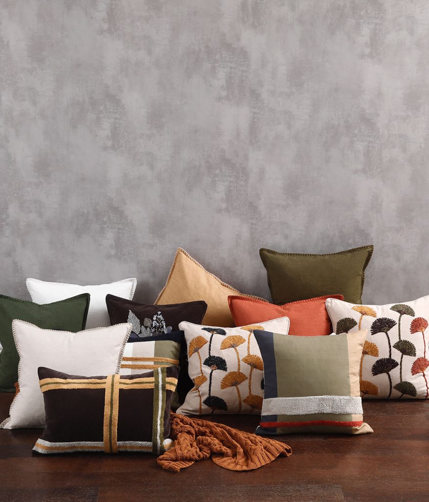 Bryant Cushion