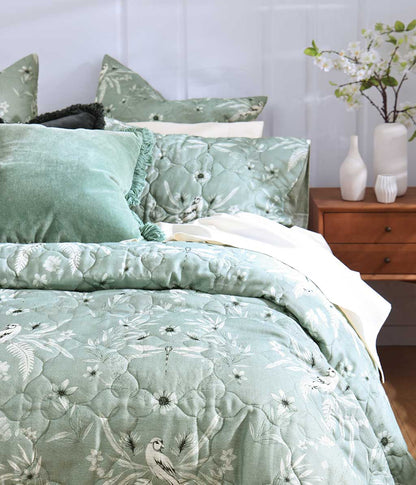 Tuileries River Bedspread Set